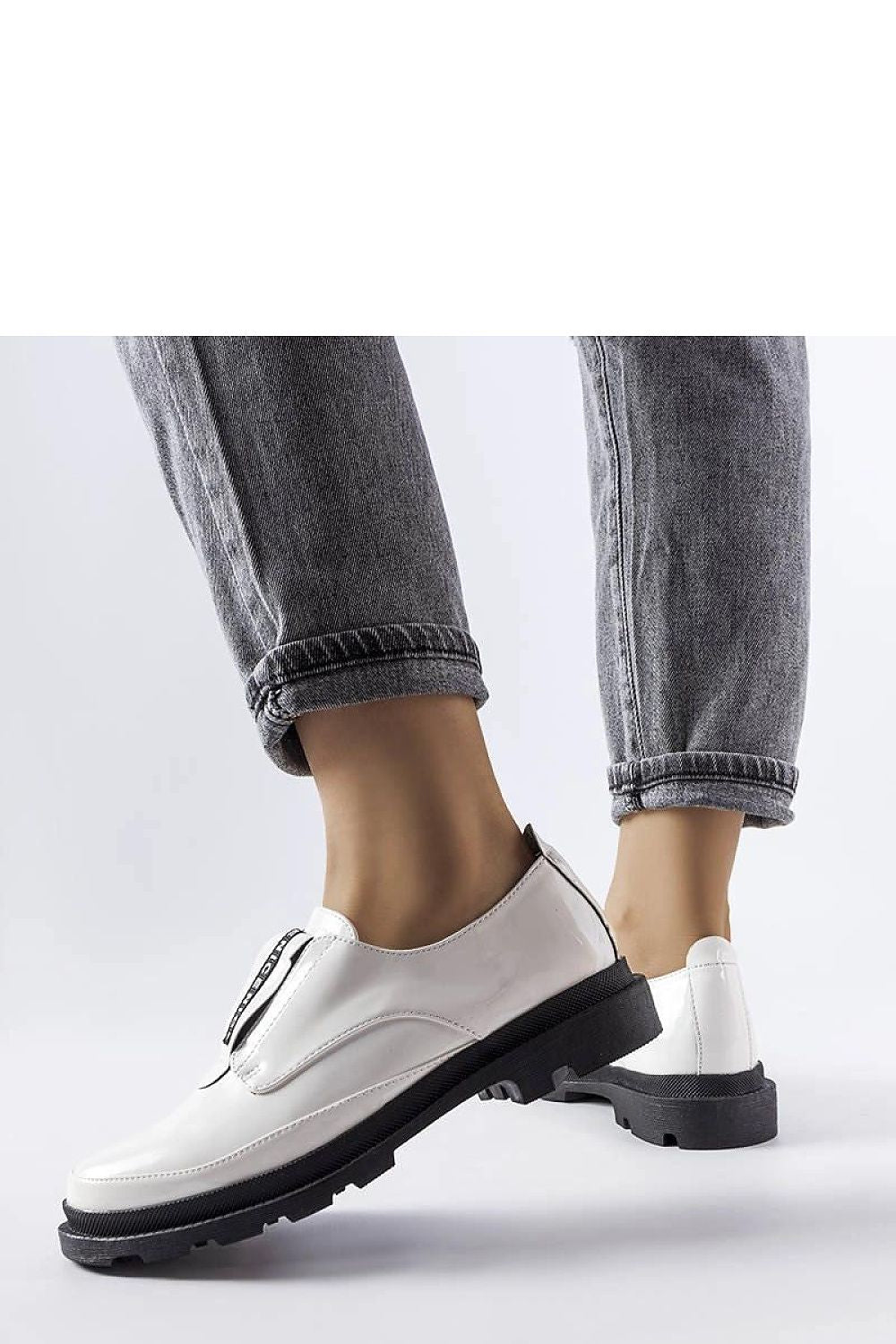 Half shoes model 207070 Solea