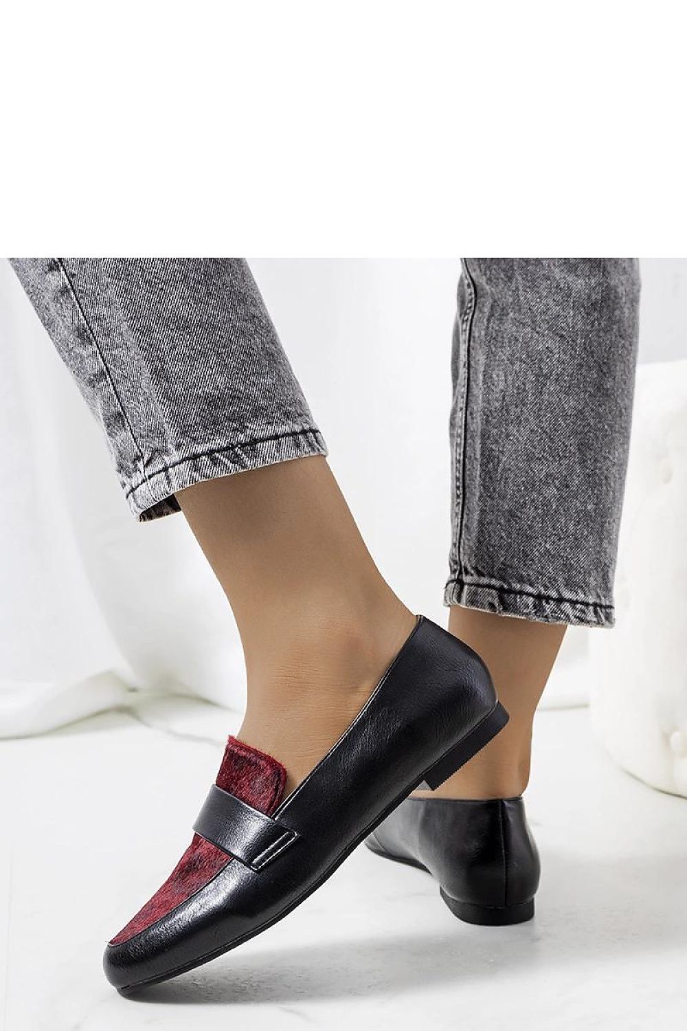 Half shoes model 207104 Solea