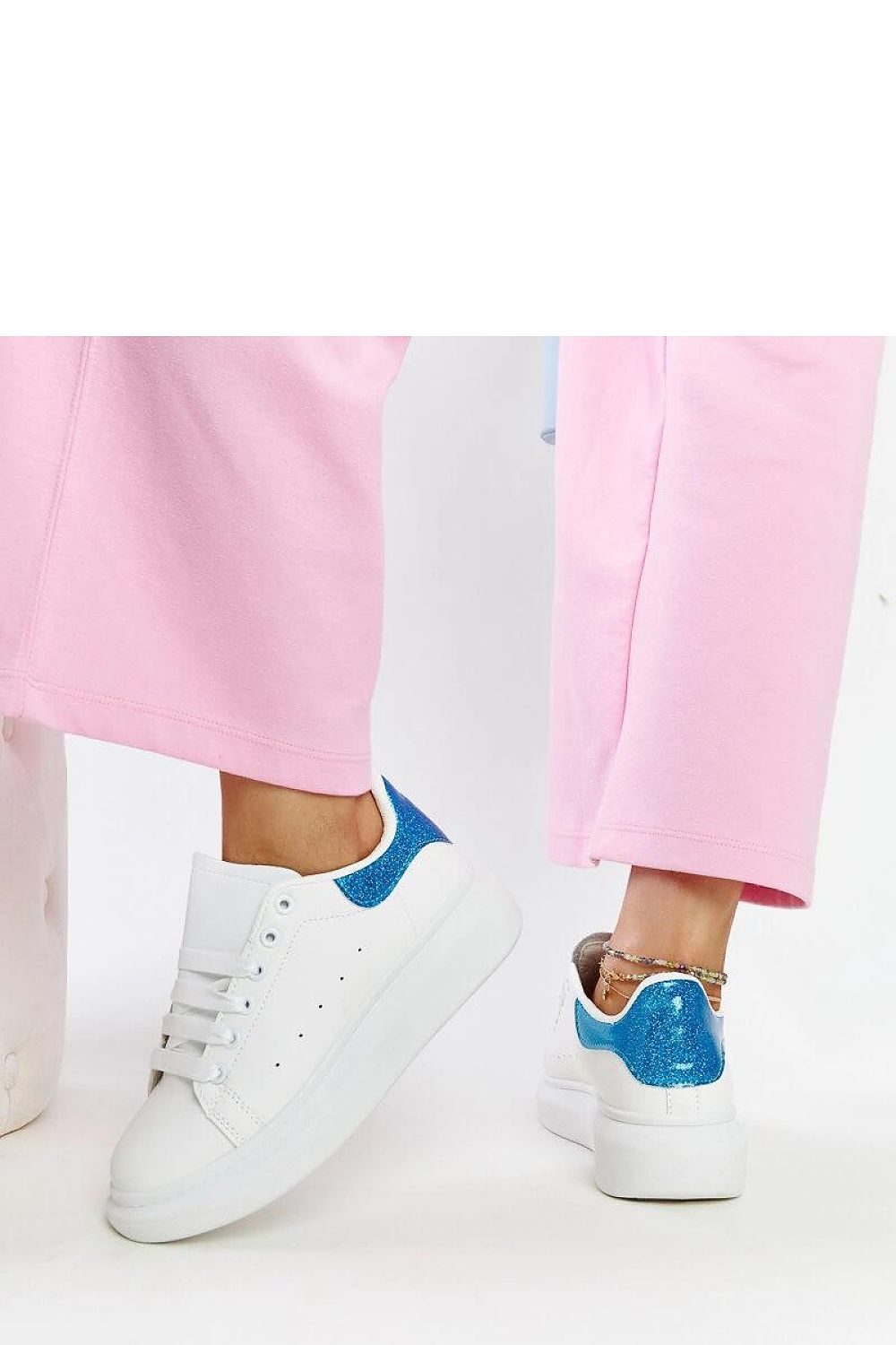 Sneakers model 207496 Solea