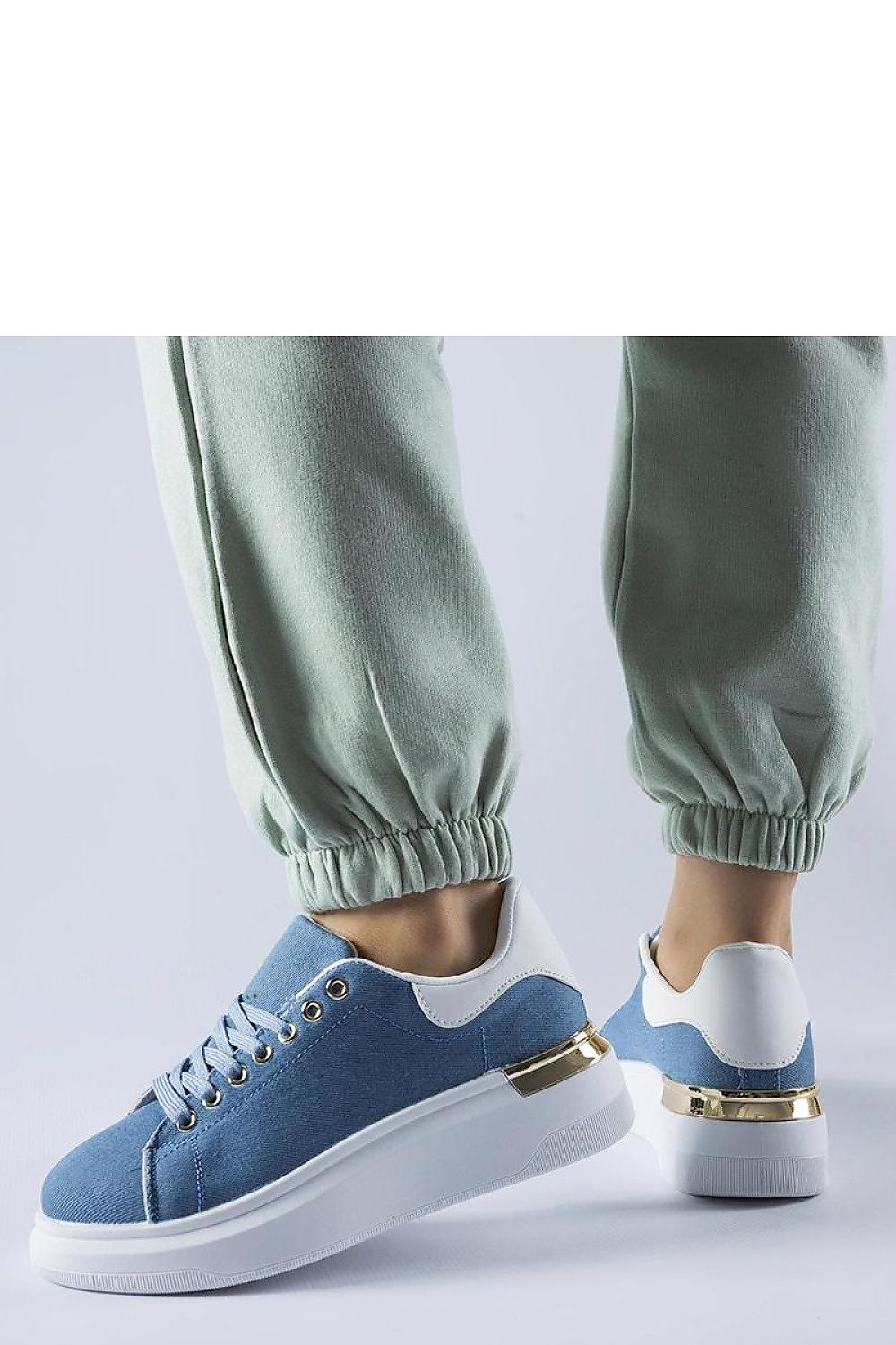 Sneakers model 207619 Solea