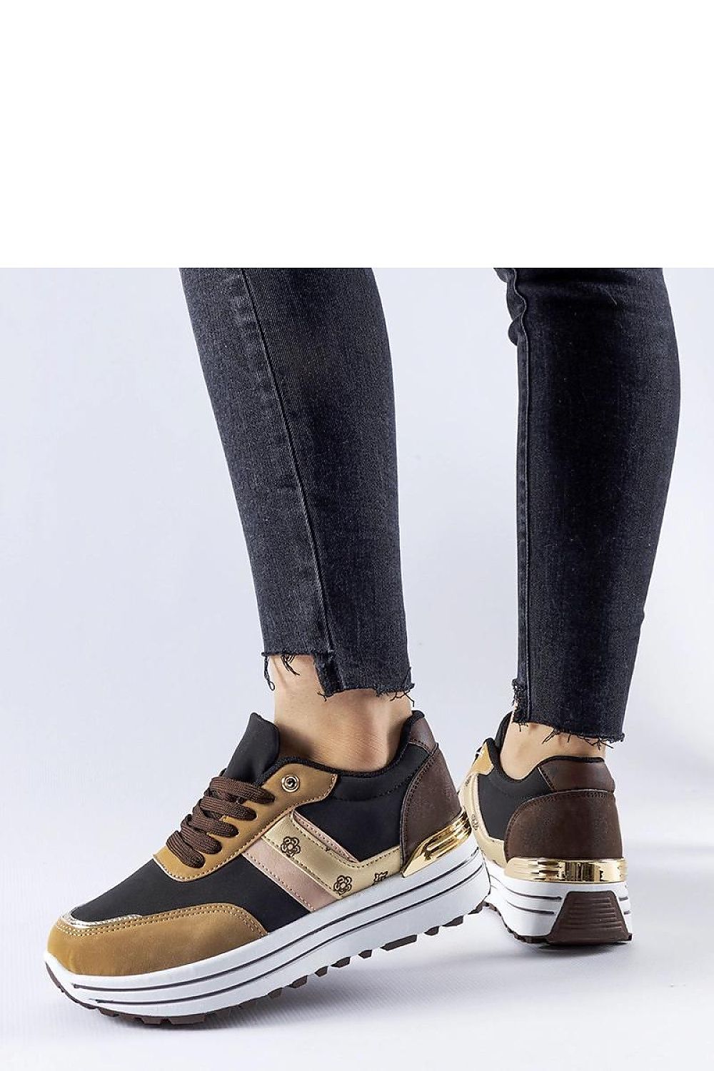 Sneakers model 207628 Solea