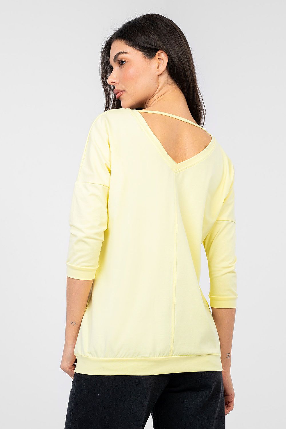 Blouse model 224654 Rue Paris
