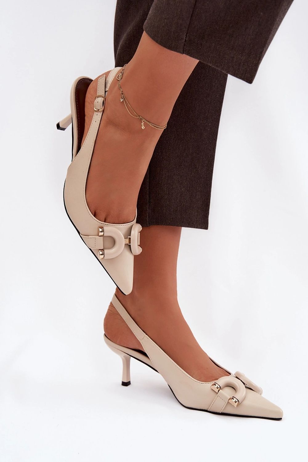 Heel sandals model 225957 Step in style