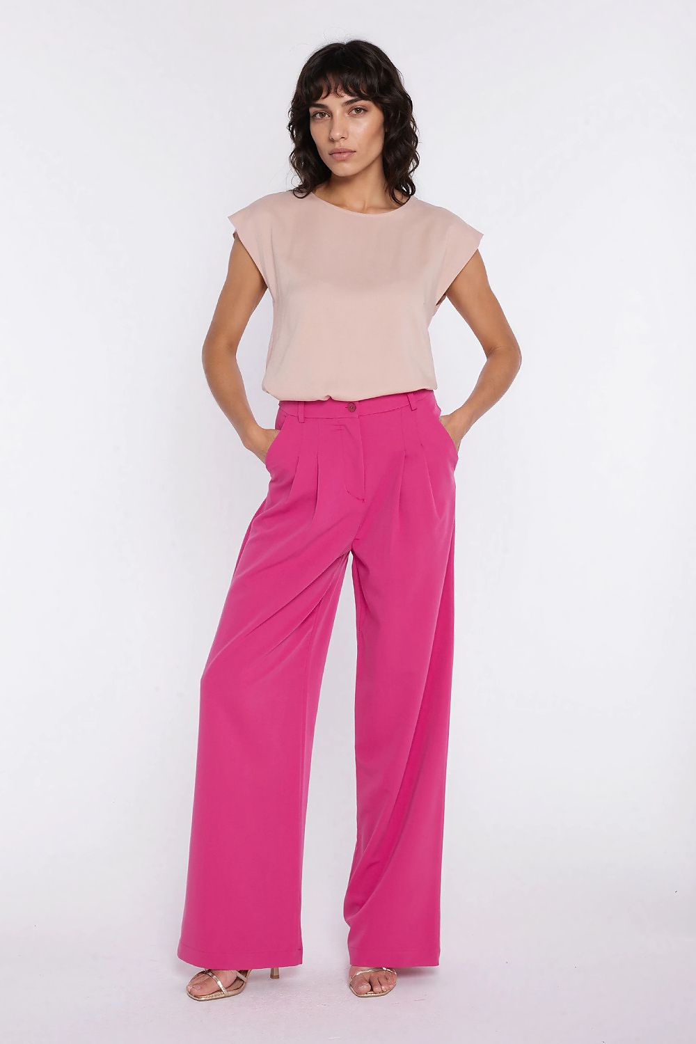 Women trousers model 226423 Nife
