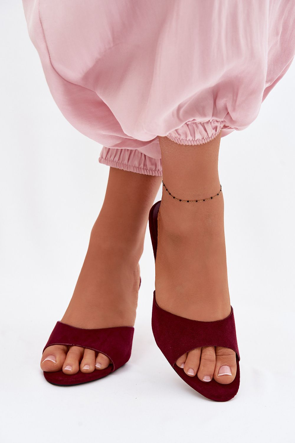 Heeled sandals model 227943 Step in style