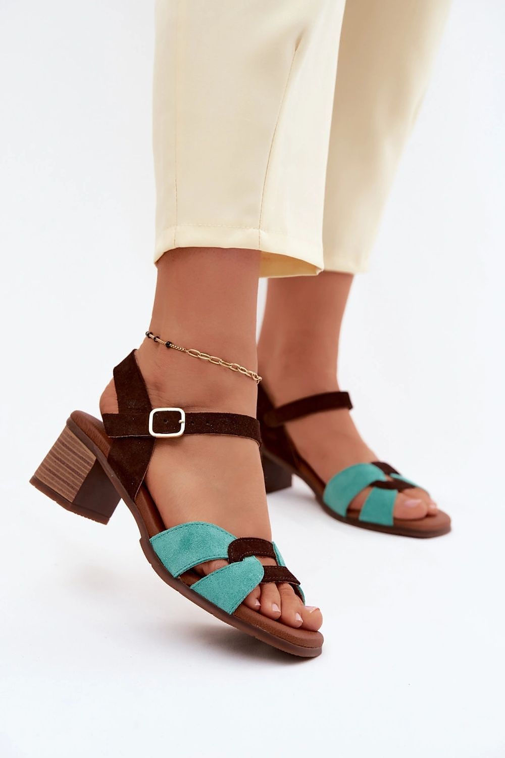 Heel sandals model 227911 Step in style