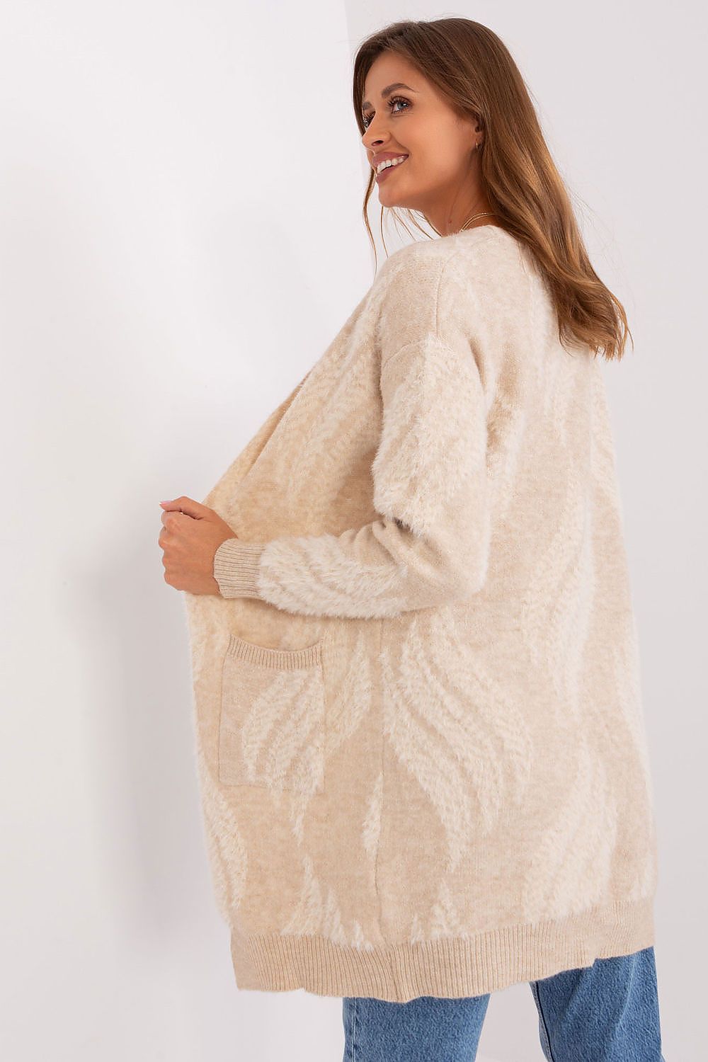 Cardigan model 188288 AT 