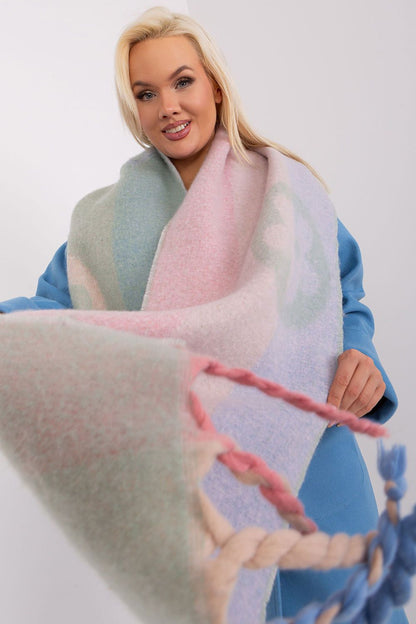  Shawl model 190555 AT 