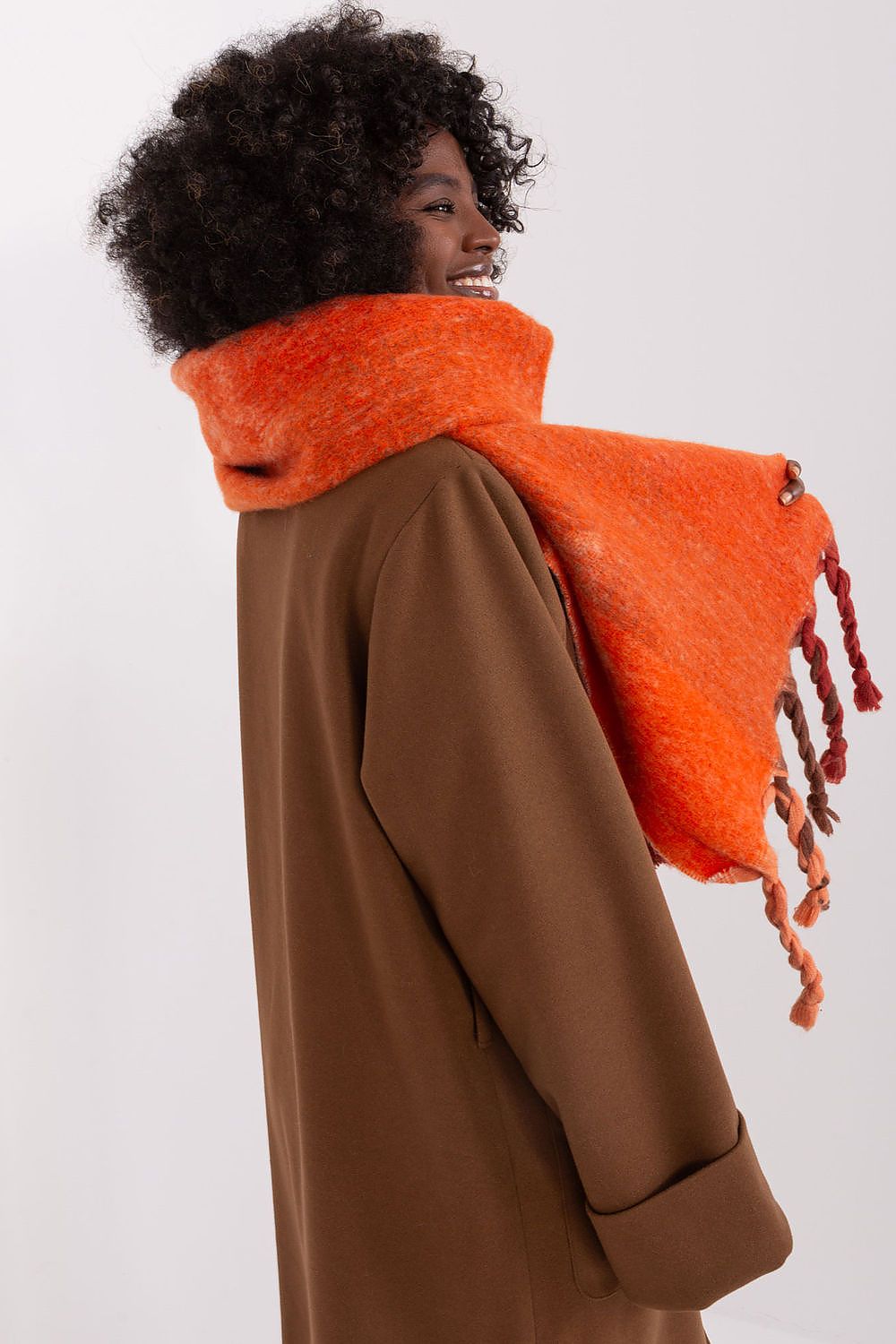  Shawl model 190557 AT 