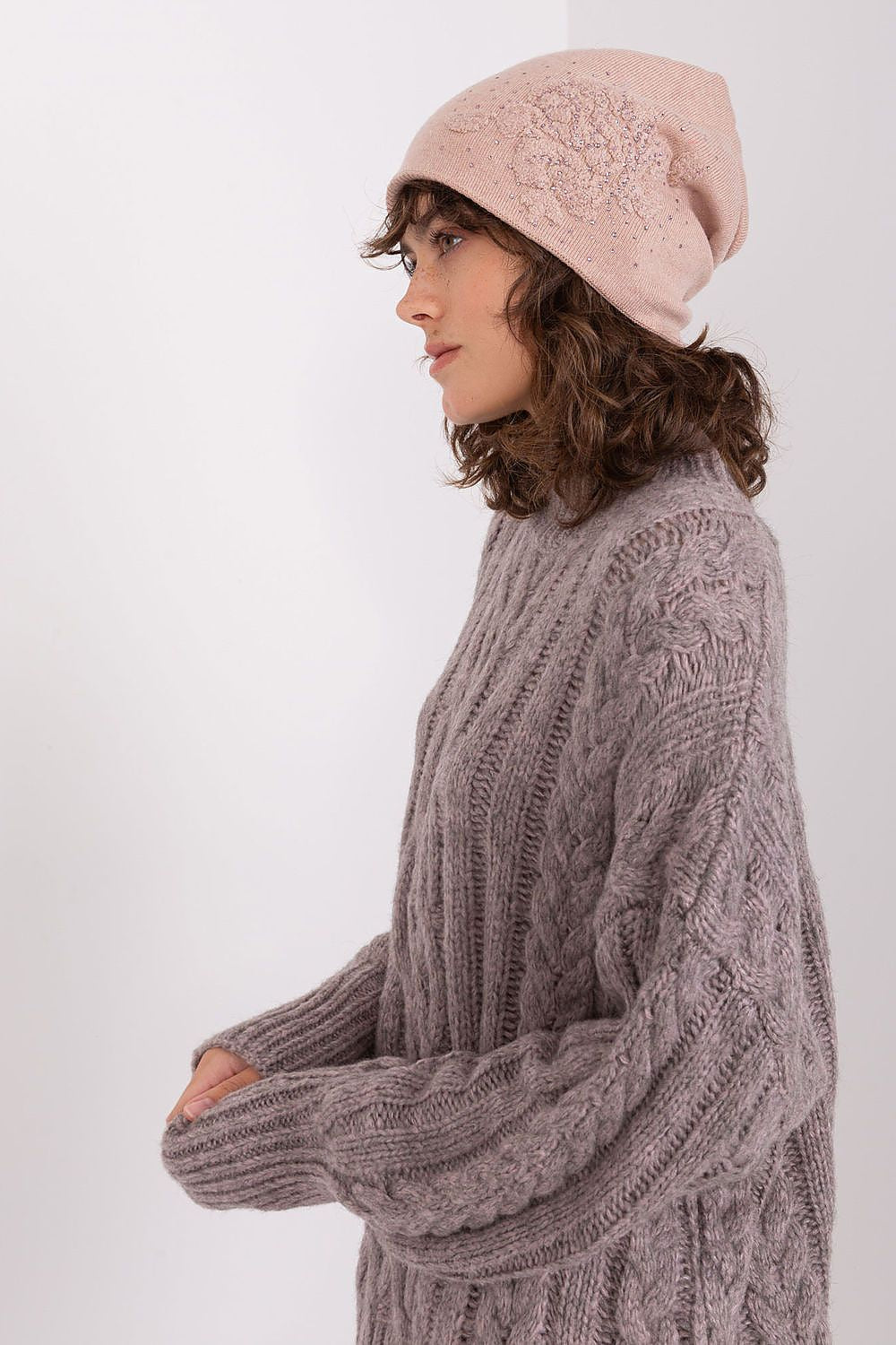  Cap model 190592 AT 