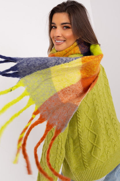  Shawl model 191724 AT 