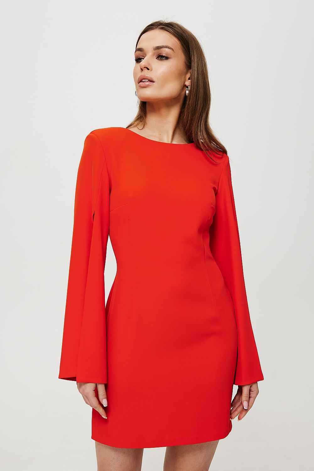  Cocktail dress model 193975 Makover 