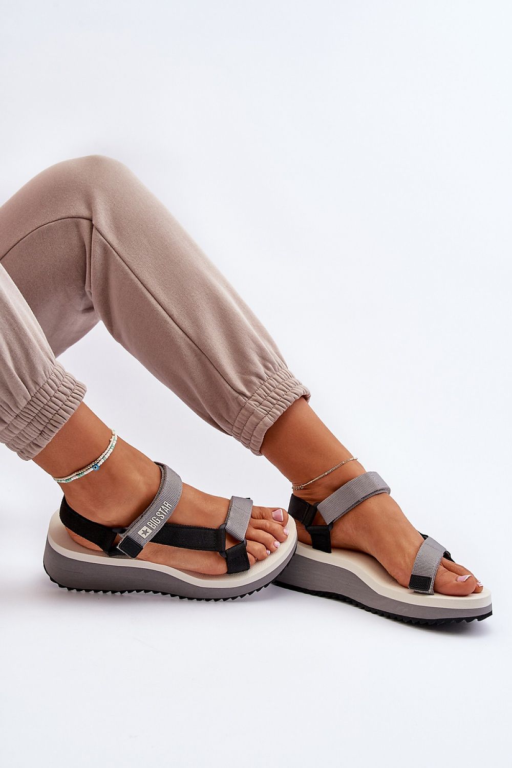  Buskin model 198803 Step in style 