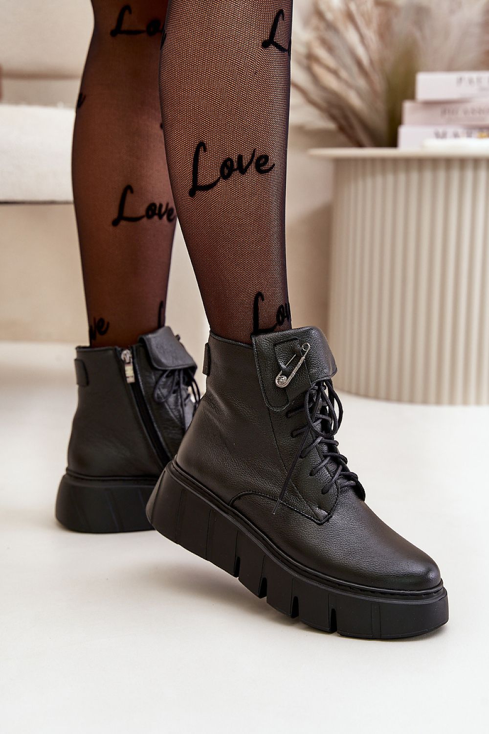  Buskin boots model 199282 Step in style 