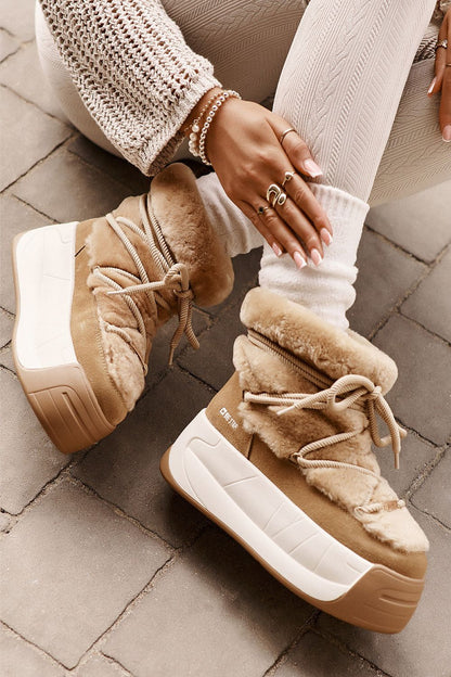  Snow boots model 202226 Step in style 