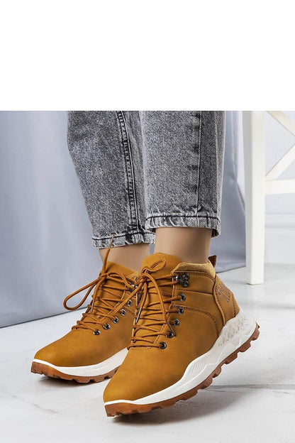  Trapper shoes model 205137 Solea 