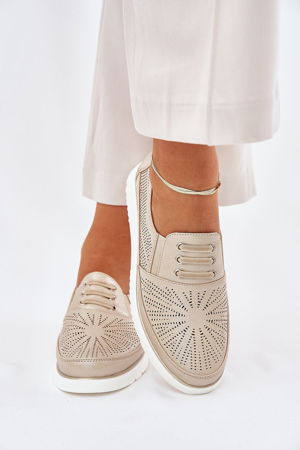  Half shoes model 209820 Step in style 