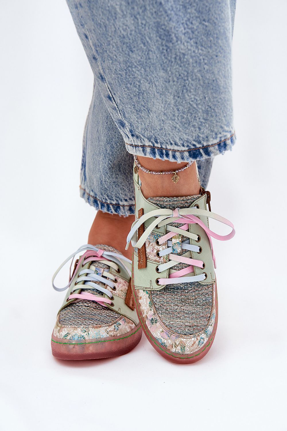  Half shoes model 212553 Step in style 