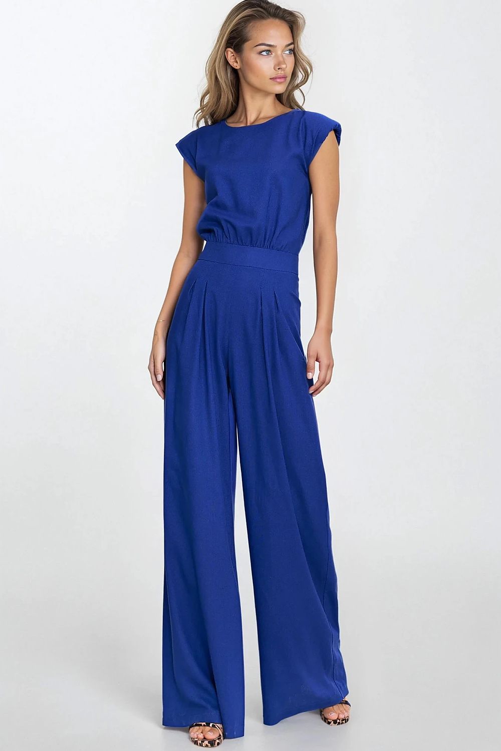  Suit model 213982 Nife 