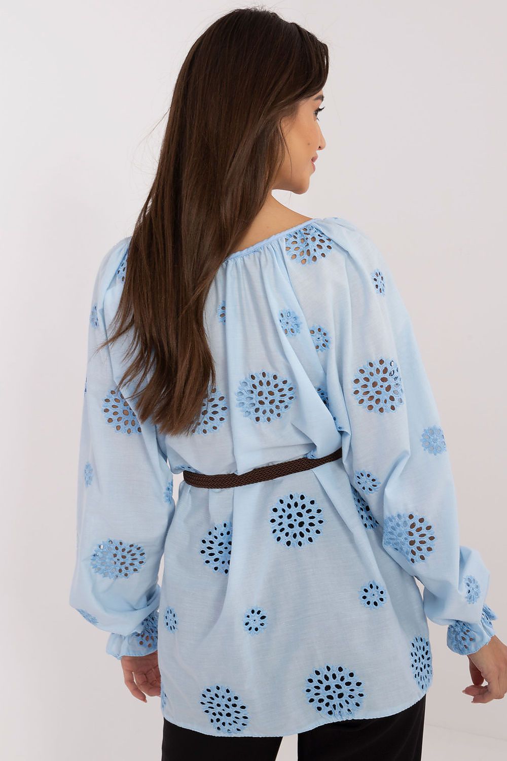  Blouse model 214449 Lakerta 