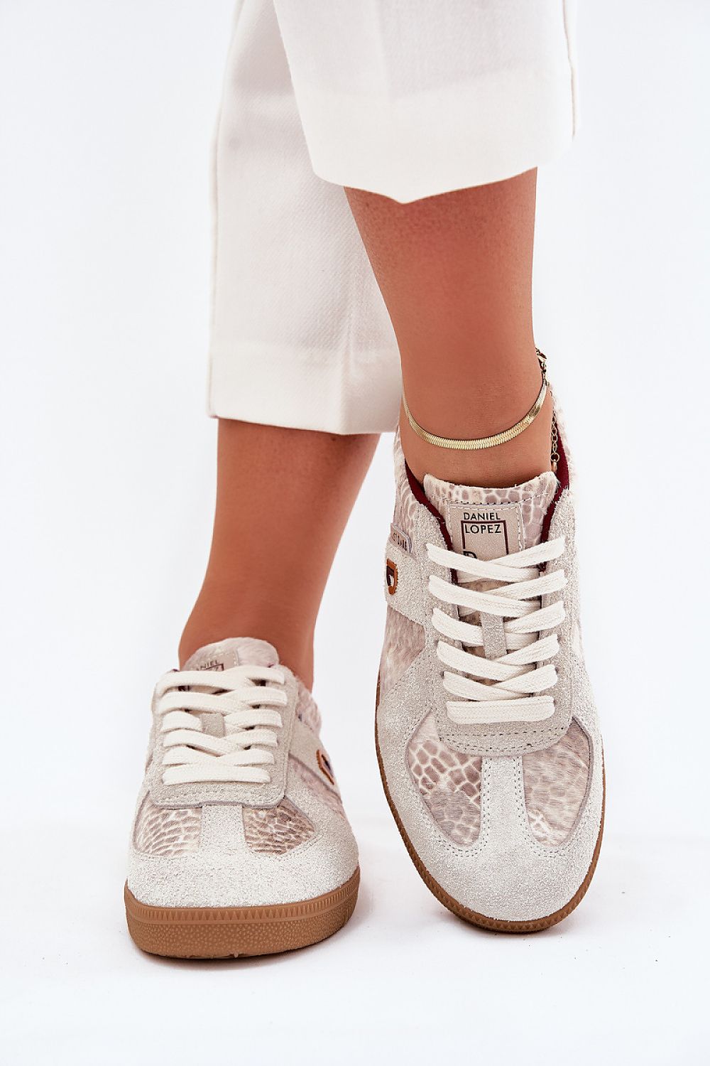  Sport Shoes model 215472 Step in style 