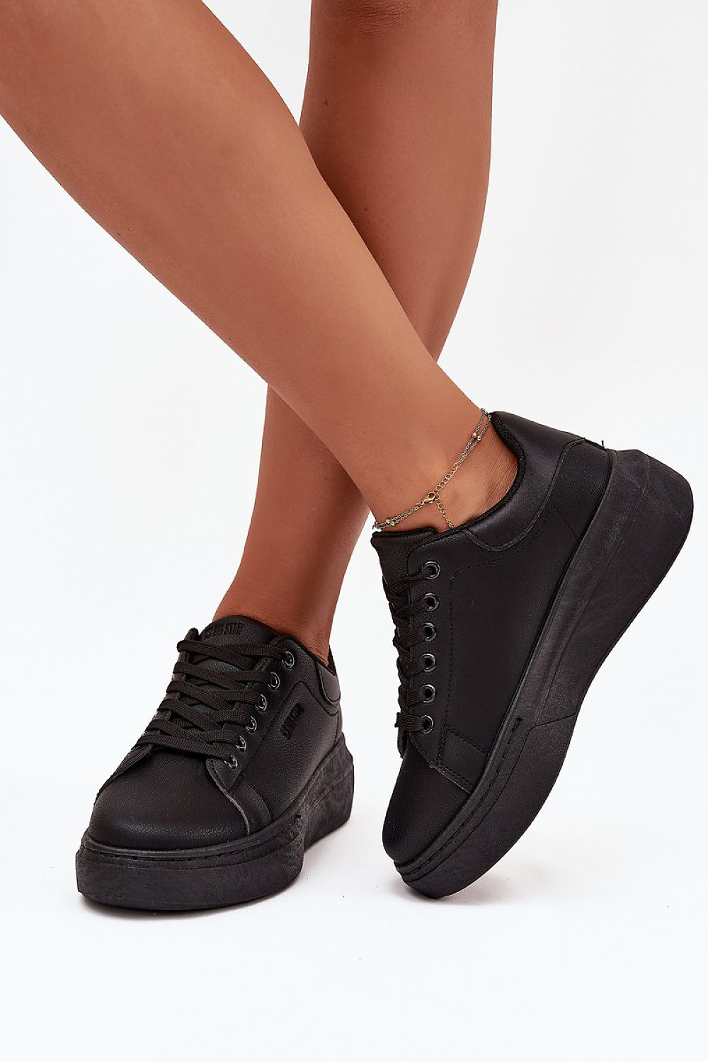  Sport Shoes model 216443 Step in style 