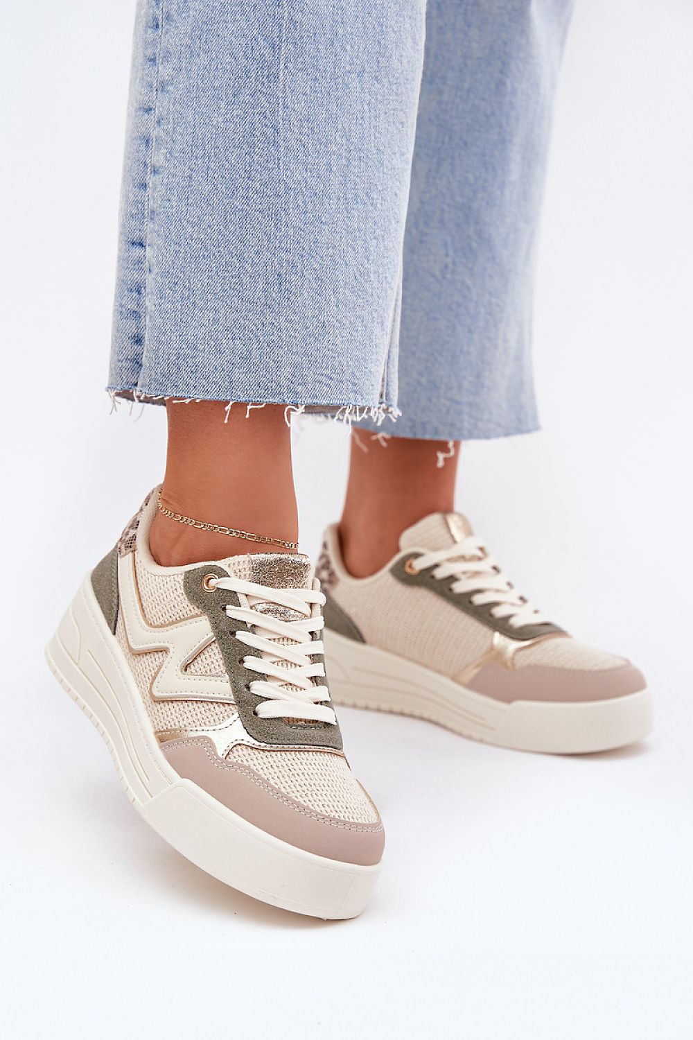  Sport Shoes model 216449 Step in style 