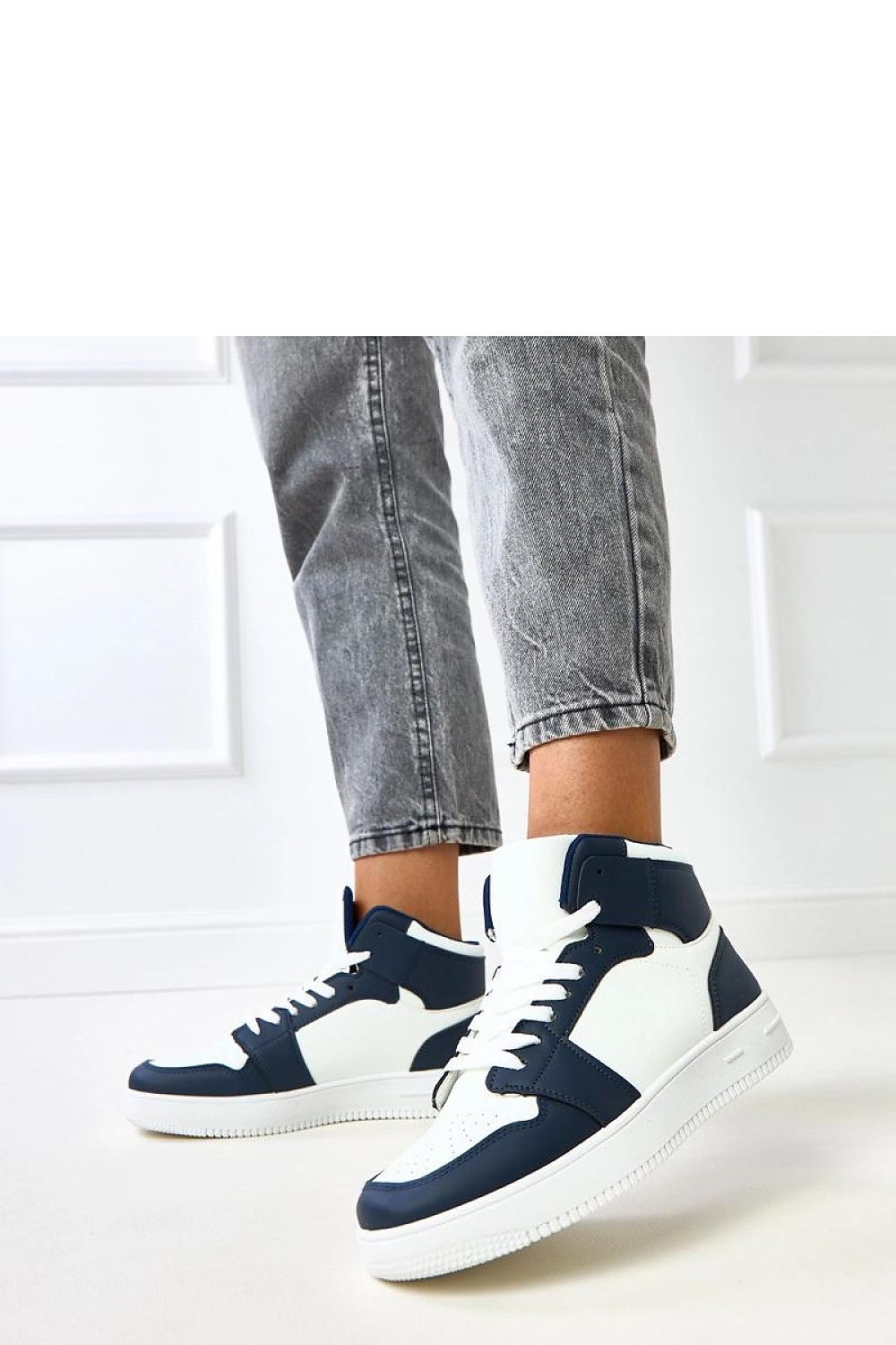  Sport Shoes model 217952 Solea 