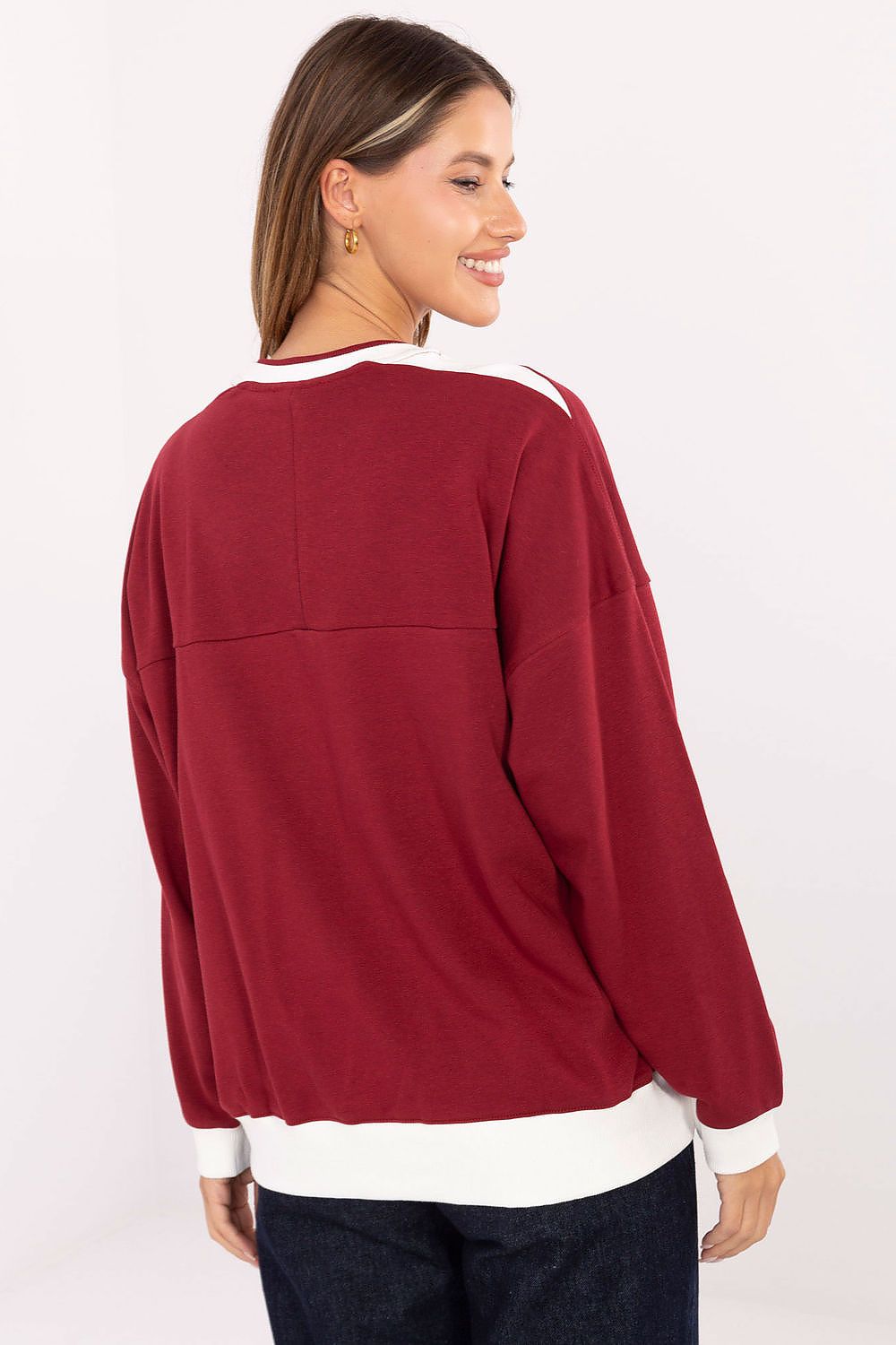  Sweatshirt model 218849 Relevance 
