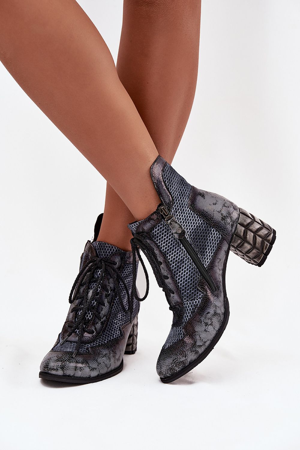  Heel boots model 219582 Step in style 