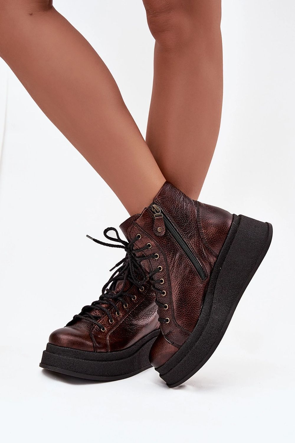  Boots model 220500 Step in style 