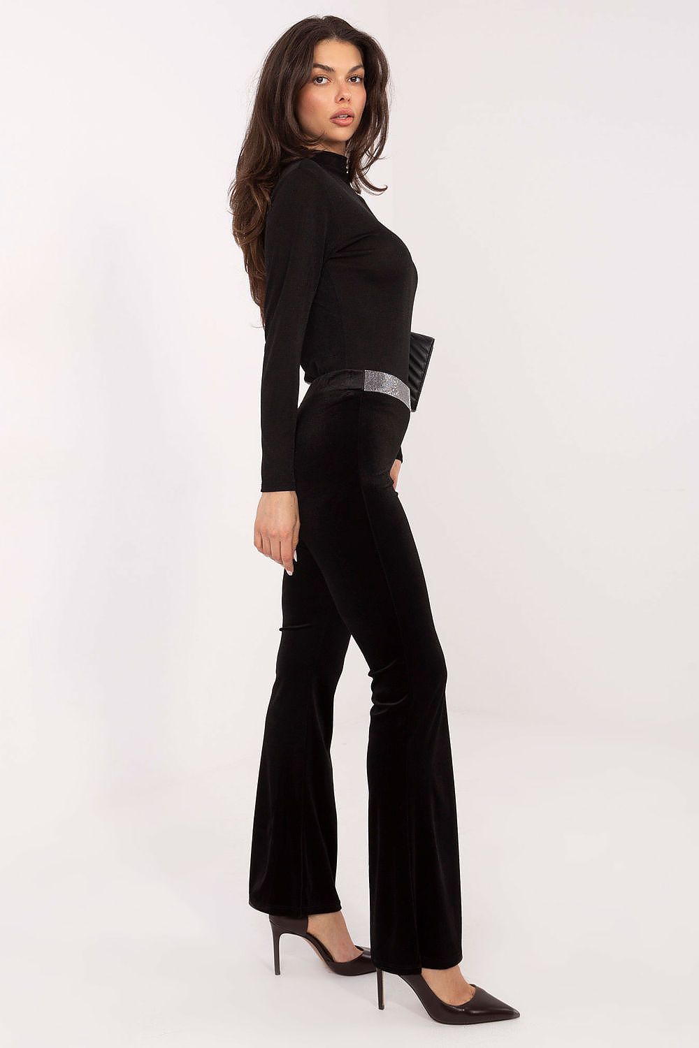  Women trousers model 221556 Italy Moda 