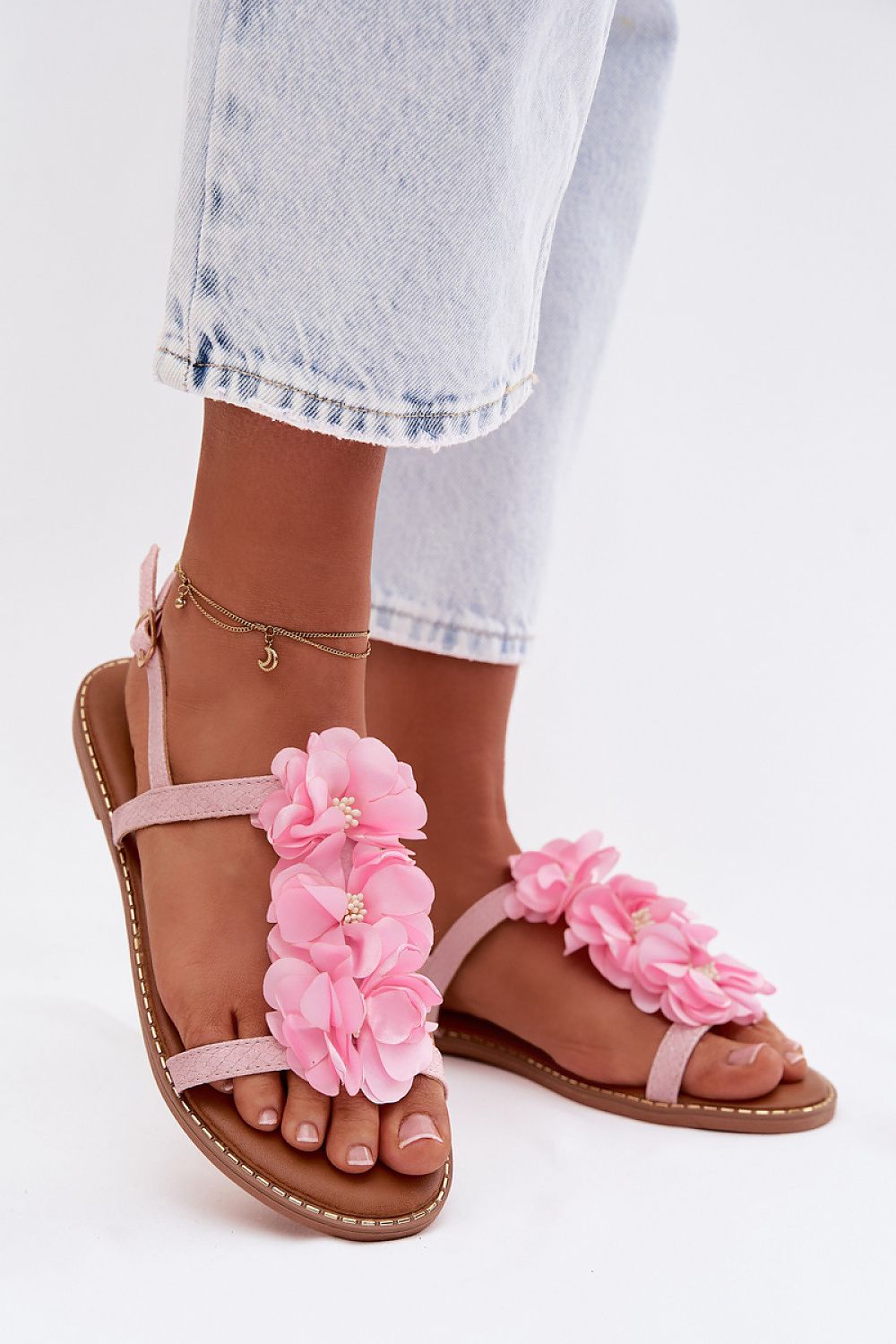  Sandals model 225110 Step in style 