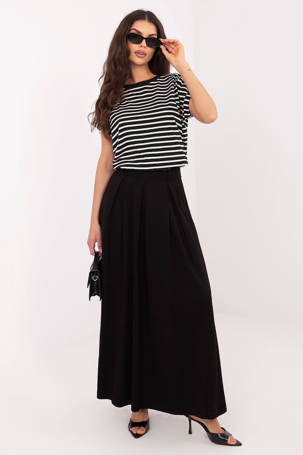  Long skirt model 226149 Relevance 