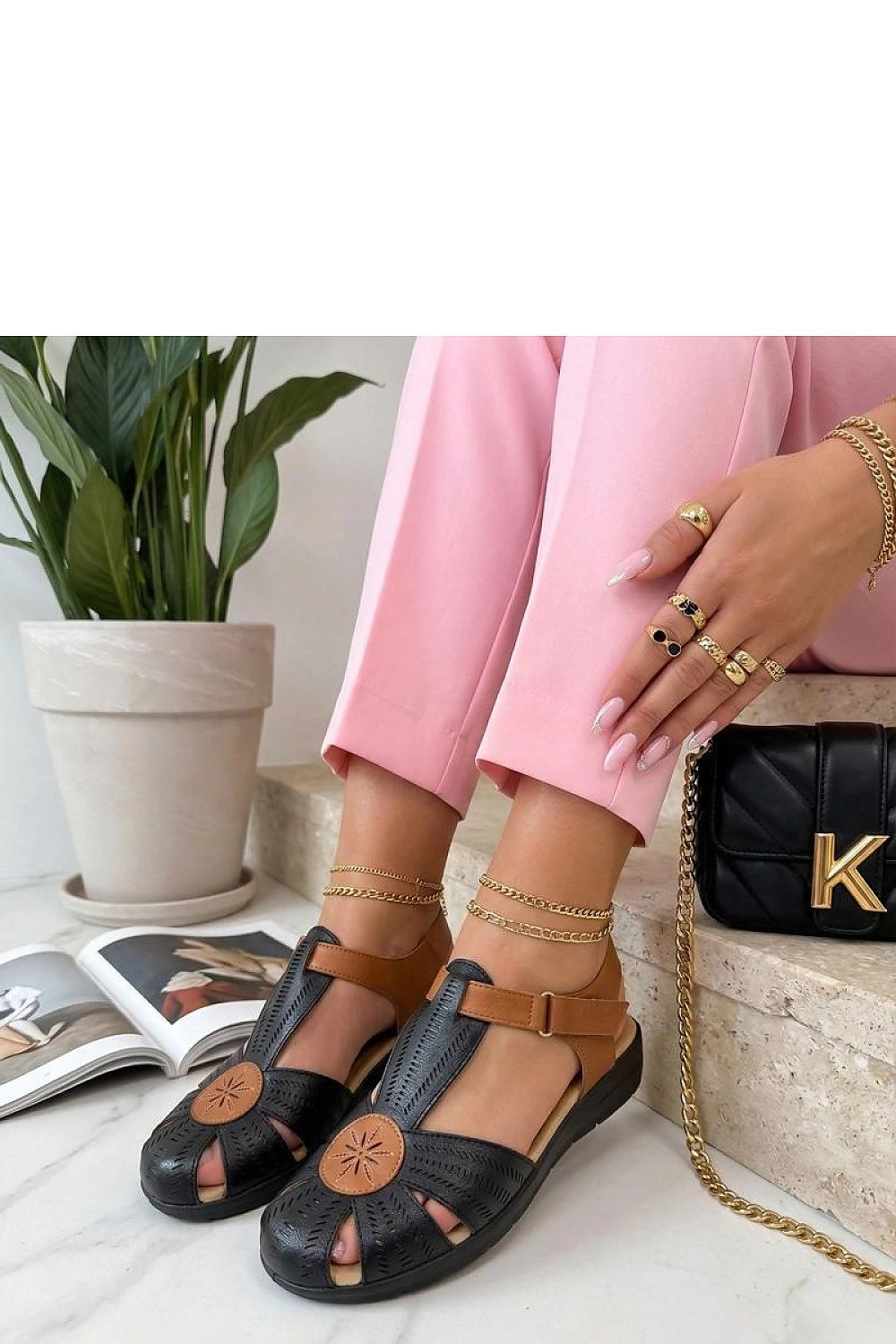  Sandals model 226562 Solea 
