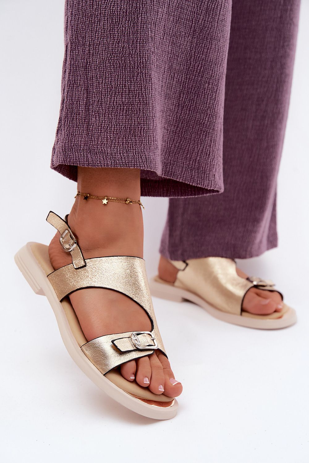  Sandals model 227433 Step in style 