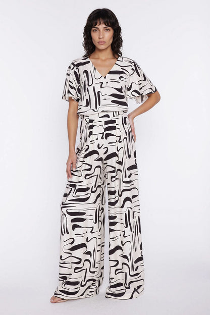  Blouse model 228021 Nife 