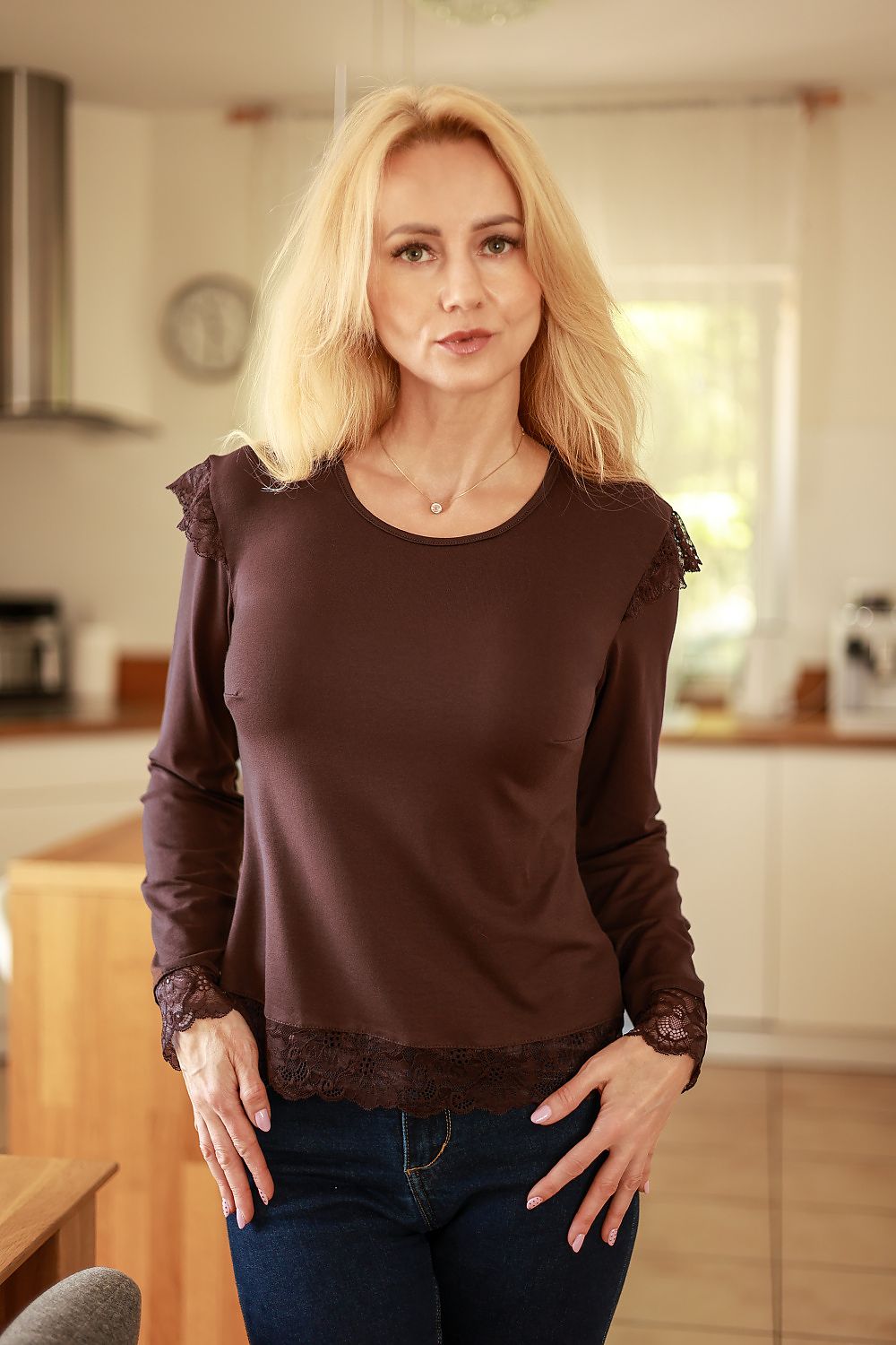  Blouse model 230793 Mirale 