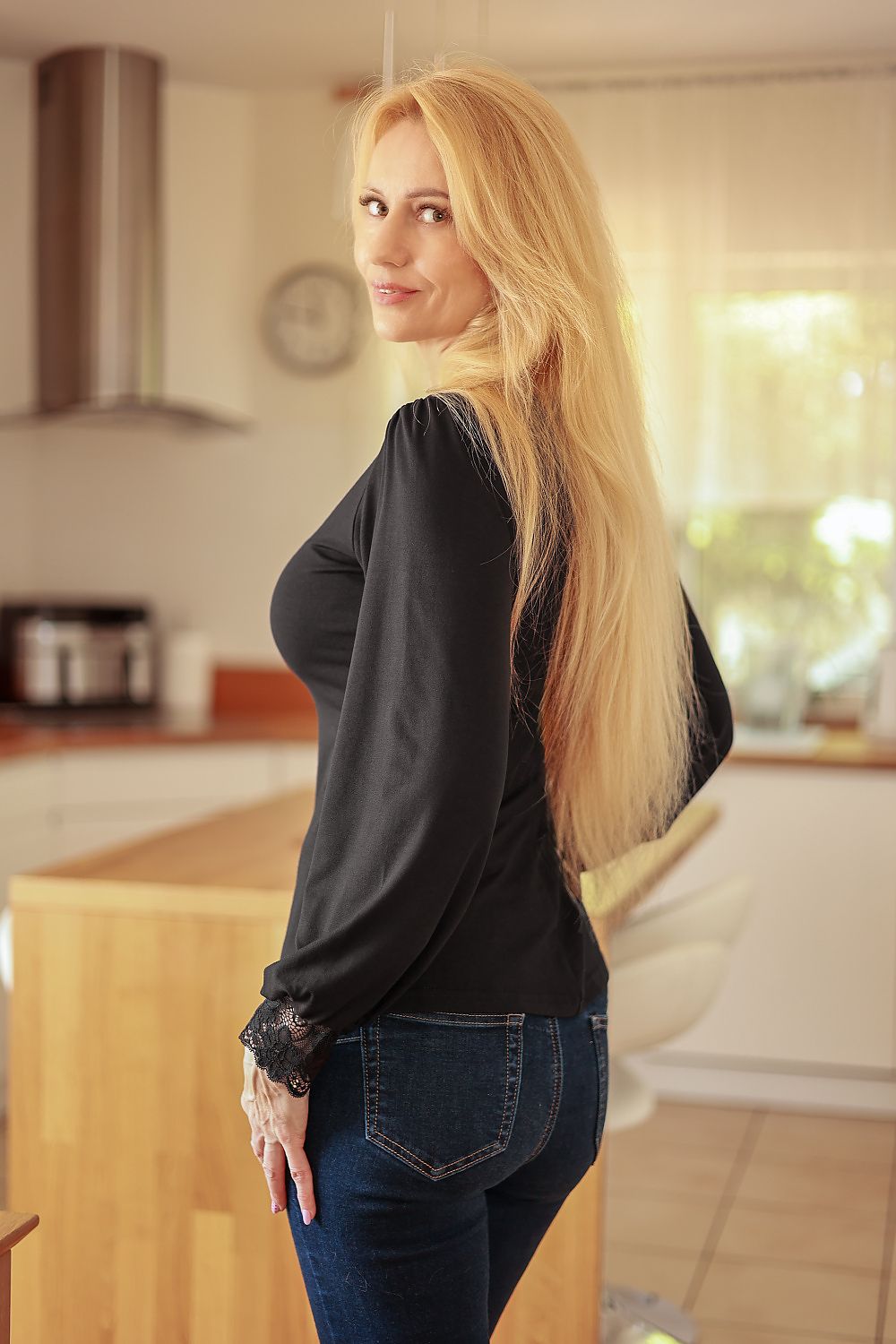  Blouse model 230809 Mirale 