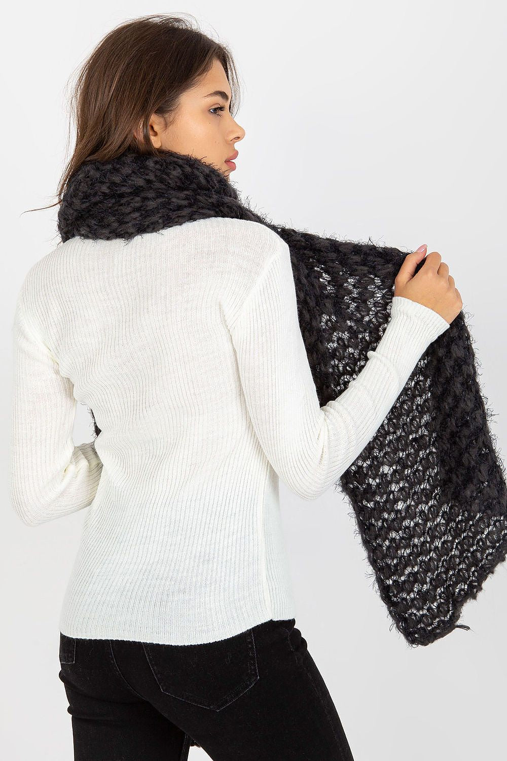  Shawl model 174879 AT 