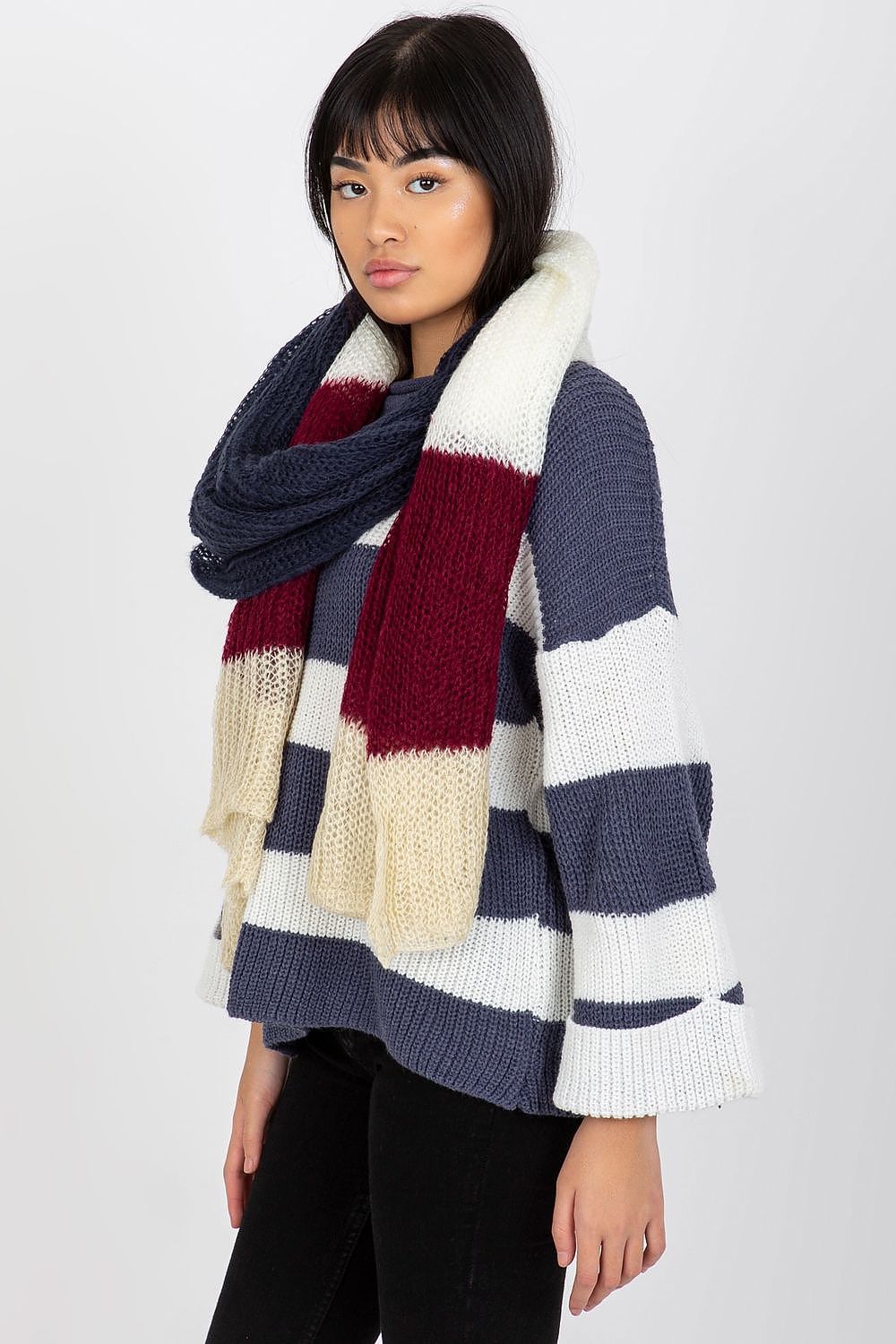  Shawl model 185900 AT 
