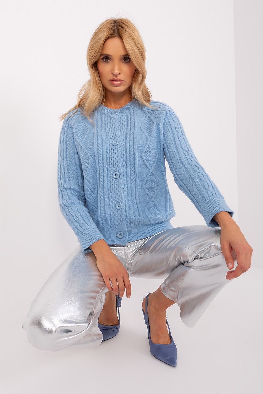 Cardigan model 186813 AT 